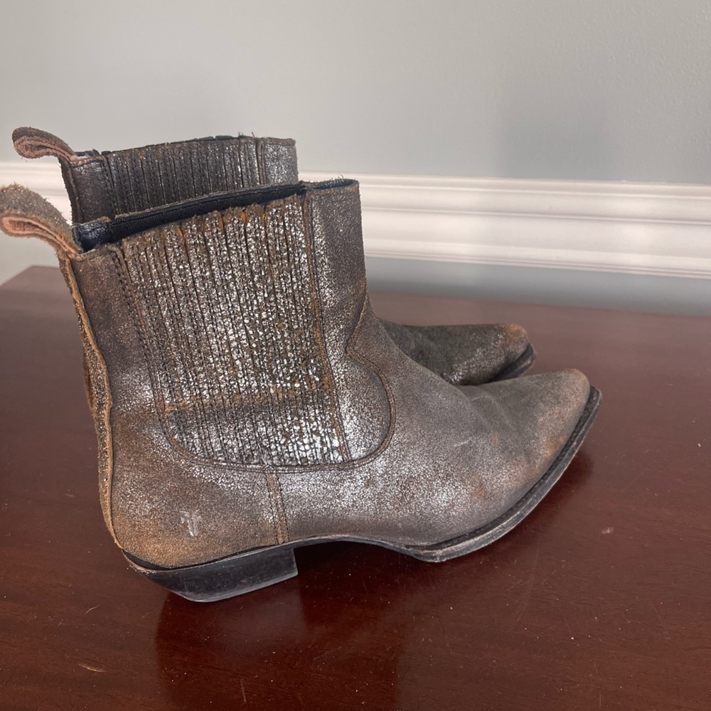 Frye Brown Ankle Boots metallic size 8